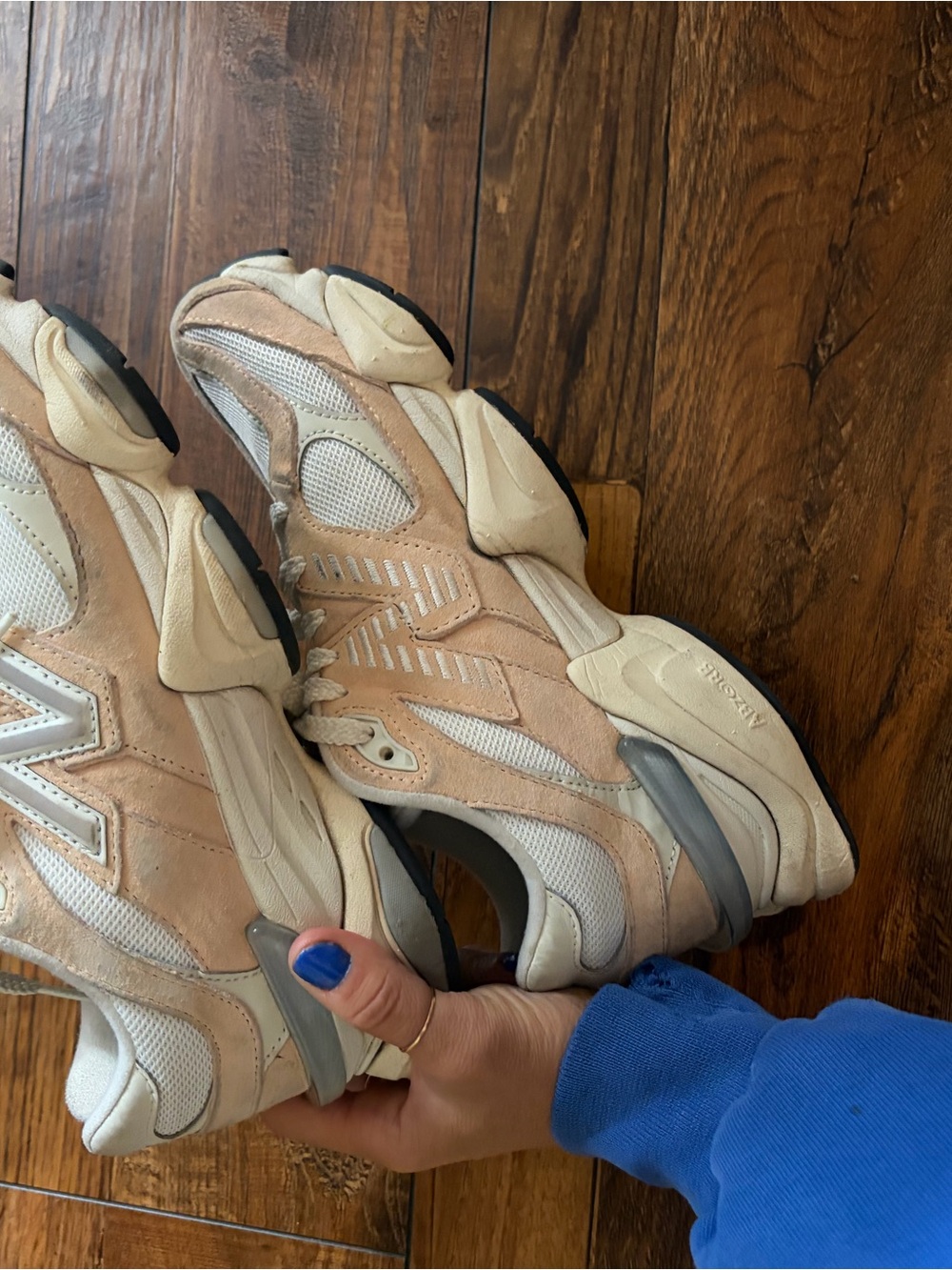 New Balance Women's Cream & Blush Chunky Sneaker